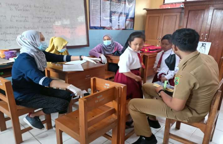 SEKRINING (PENJARINGAN) PADA ANAK USIA PENDIDIKAN DASAR